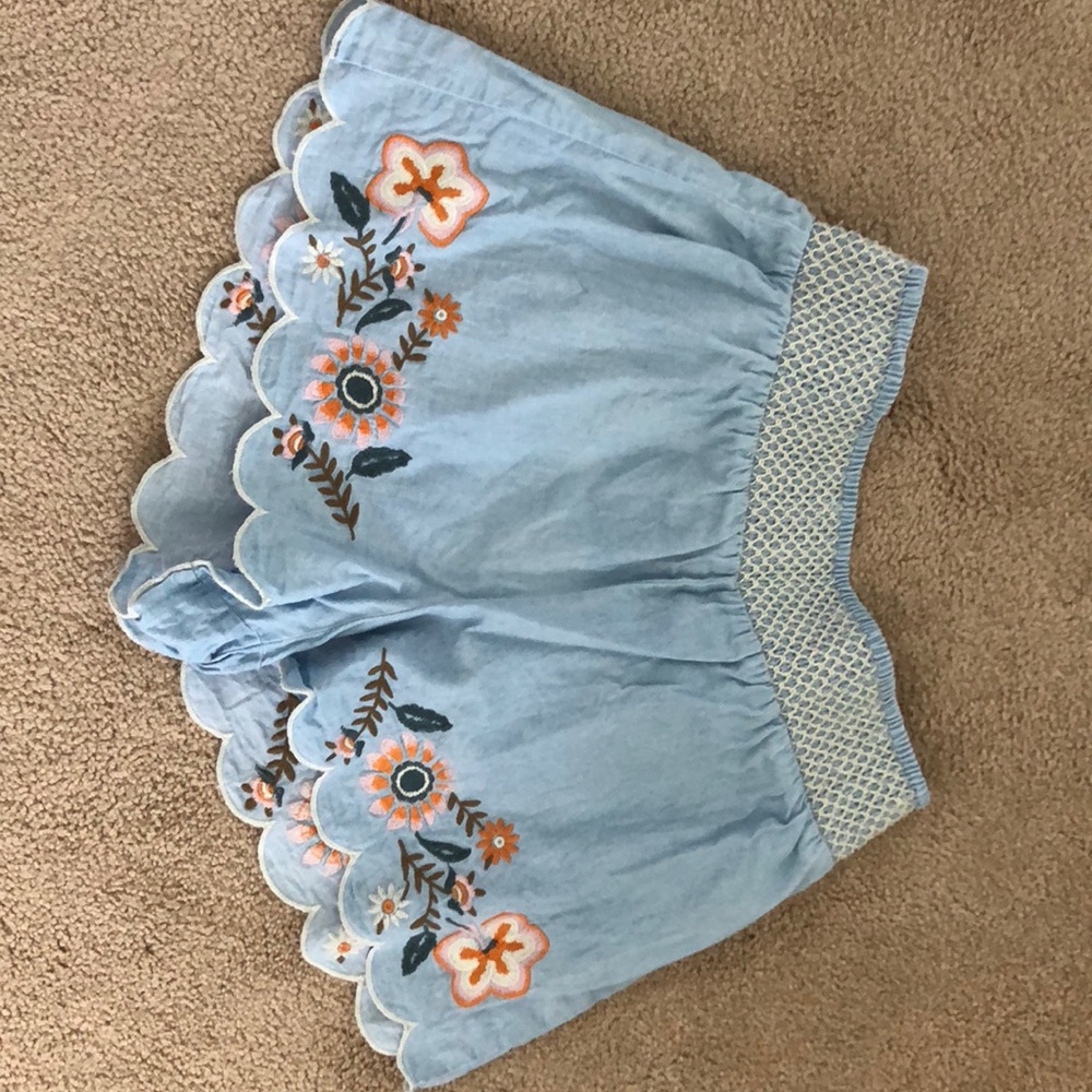 Aeropostale embroidered shorts